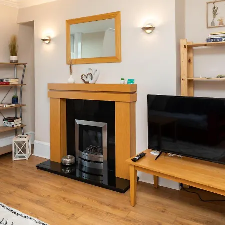 Modern Aberdeen City Apartment Free Parking Exterior photo