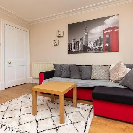 Modern Aberdeen City Apartment Free Parking Exterior photo